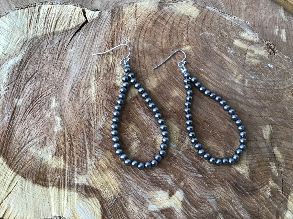 4mm Navajo Style Pearl Tear Drop Earrings