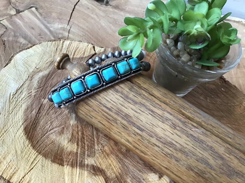 Navajo Style Pearl & Turquoise Stretch Bracelet