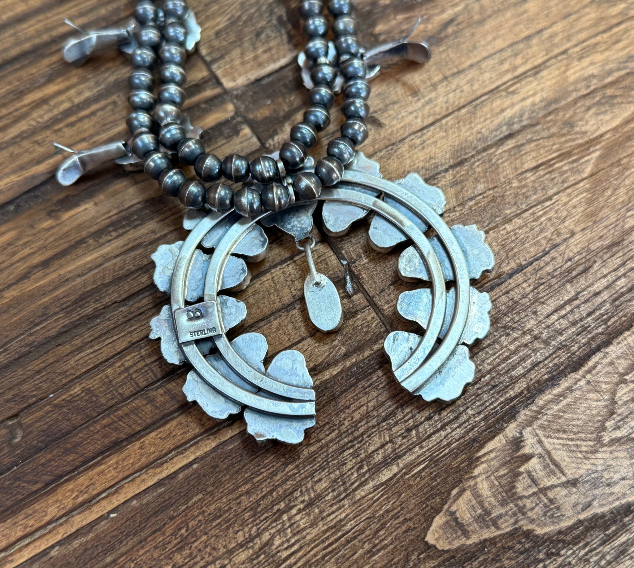 Navajo Handmade Campitos Turquoise Squash Blossom Necklace – Seven