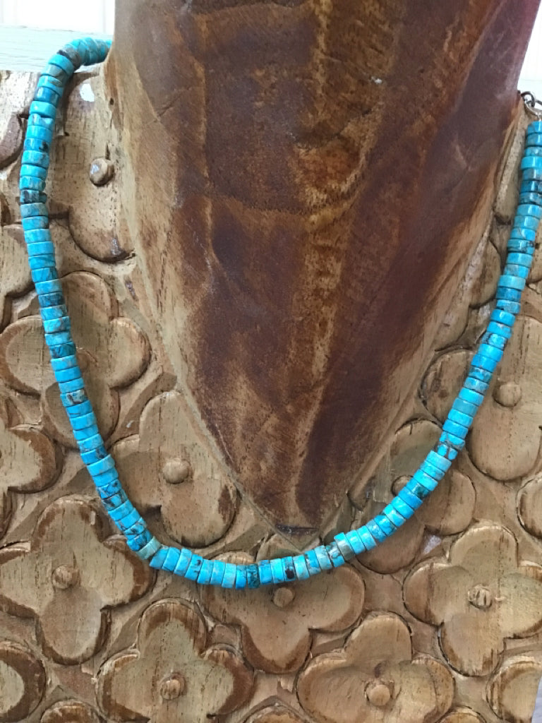 15" Round Turquoise Bead Necklace