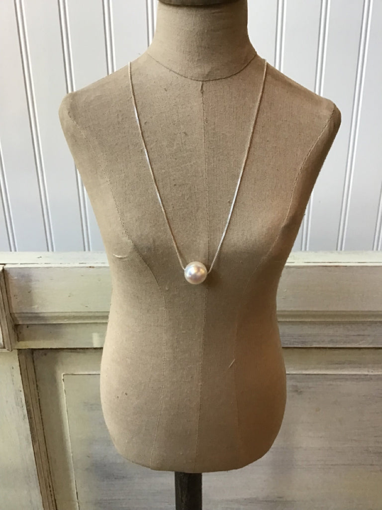 Silver Pearl Necklace 16"