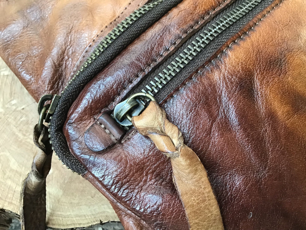 Free People Wade Leather Sling Purse – All Inspired Boutiques
