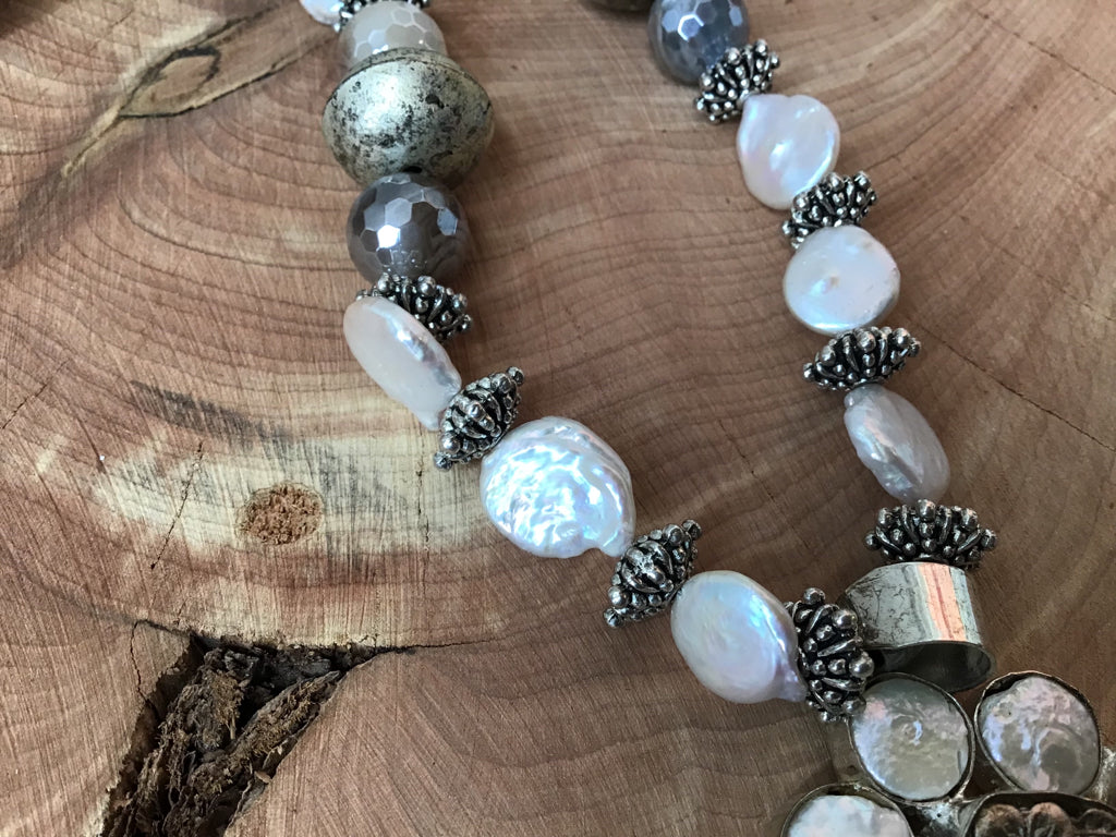 Handmade Freshwater Pearl Beaded Necklace