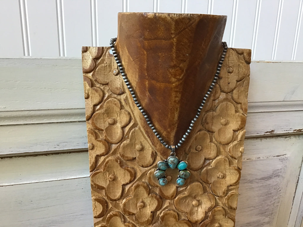 Navajo Style Pearl with Squash Blossom Pendant Choker